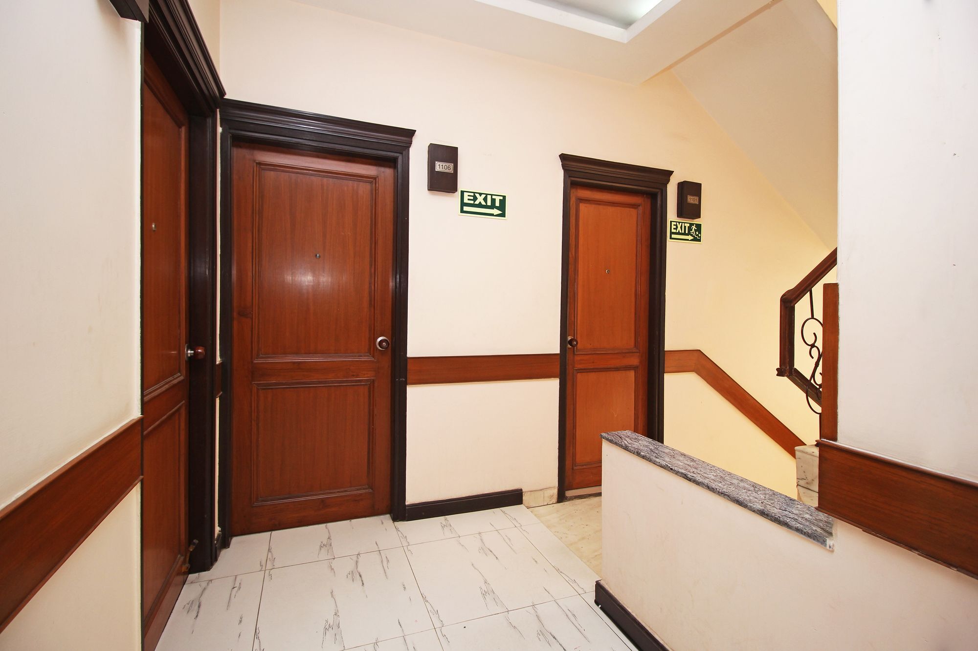 Oyo 6589 Shubhdeep Aashiyana Hotel Gurgáon Kültér fotó